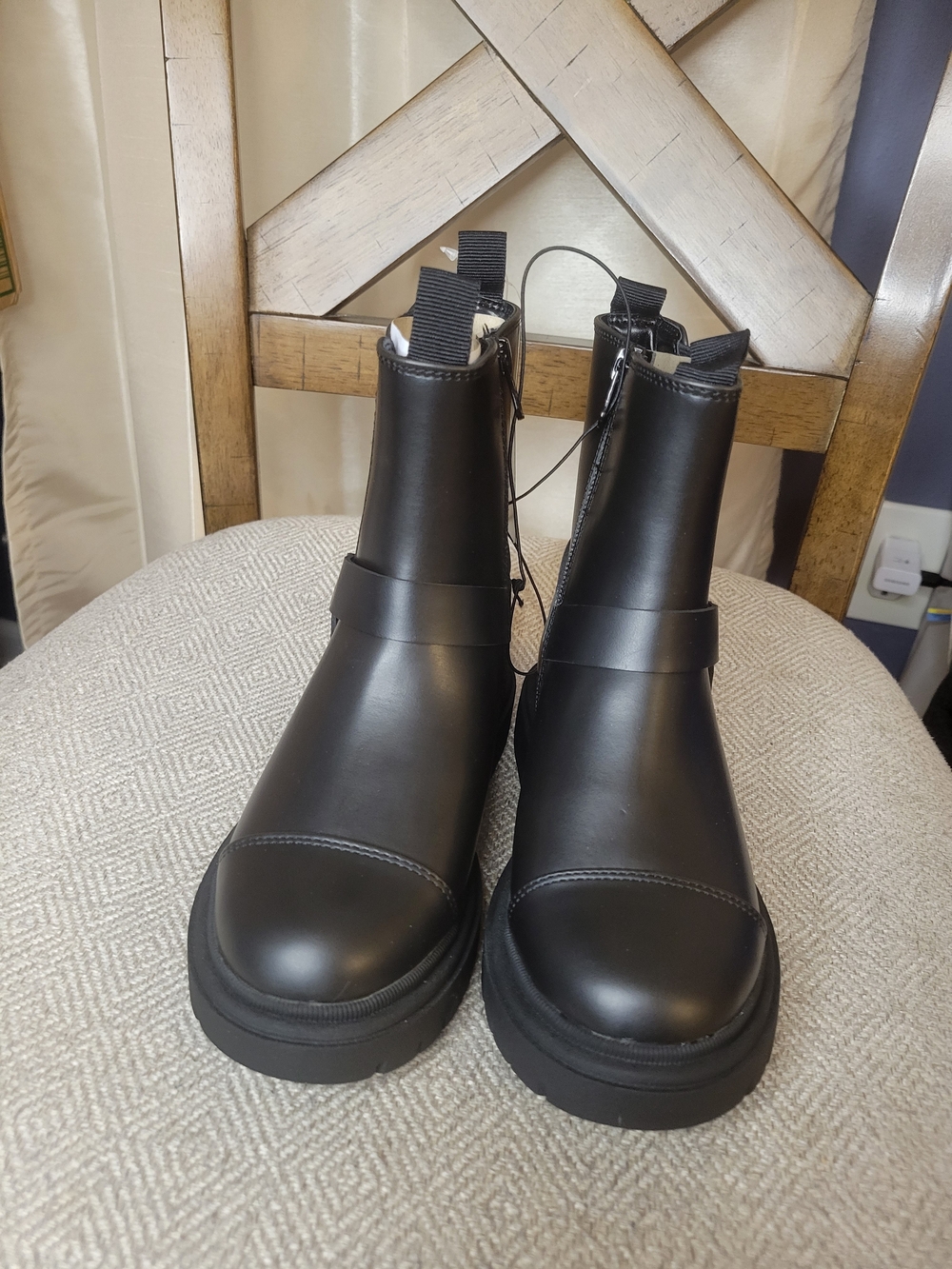 Kids Art Class Black Faux Leather Zip Chelsea Boots with Harness Detail - Picture 7 of 8